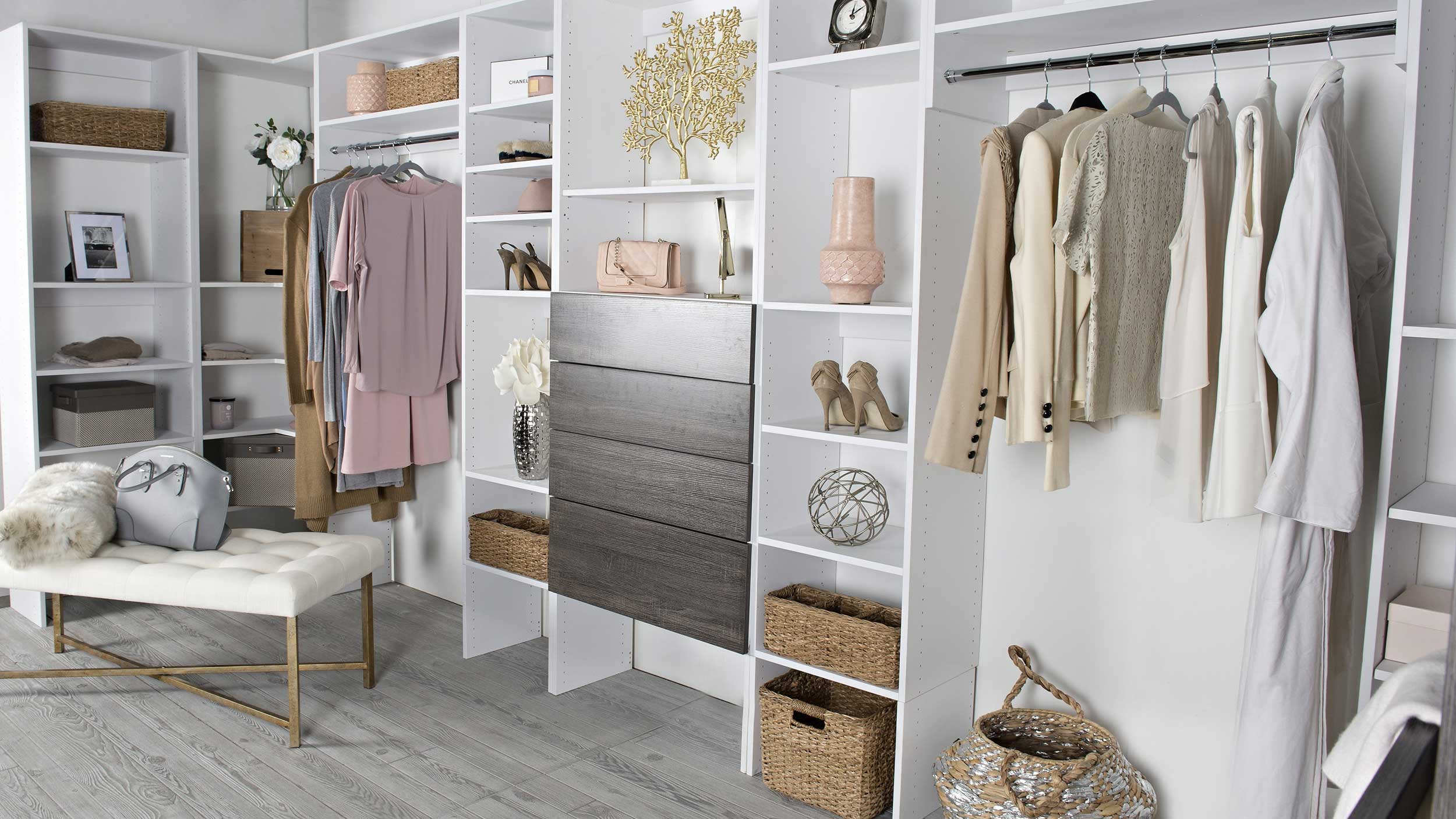 How to Organize your Bedroom Shelves