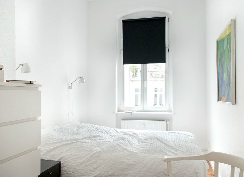 White wall illuminate small room