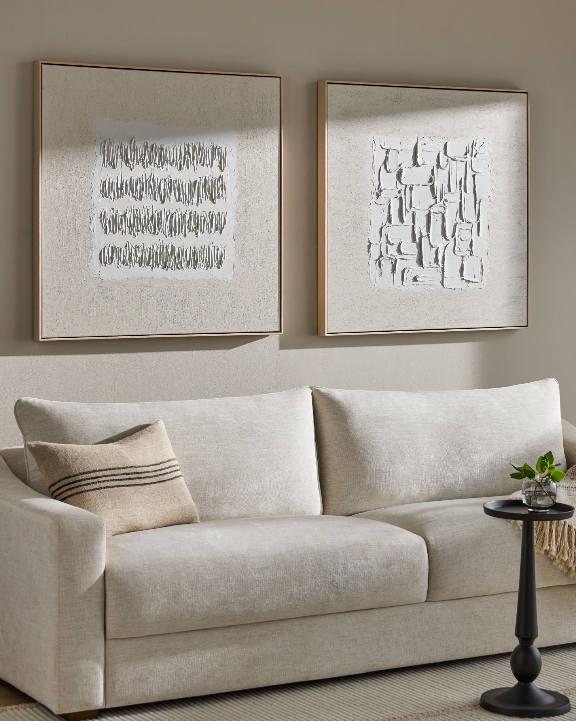Contemporary chic sofa style 3