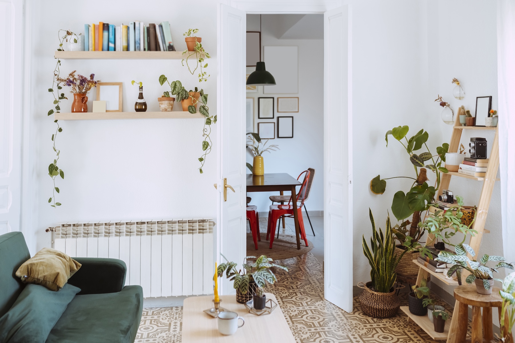 interior decoration - use more than one lighting source.