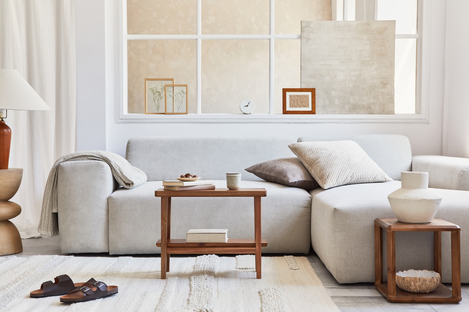 leverage wooden furniture