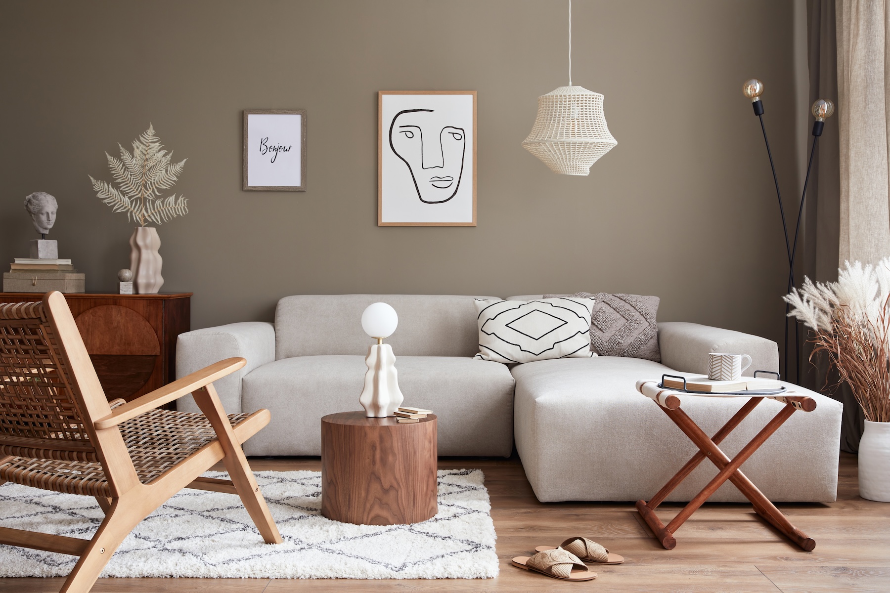 mix white and brown tones with matching wood